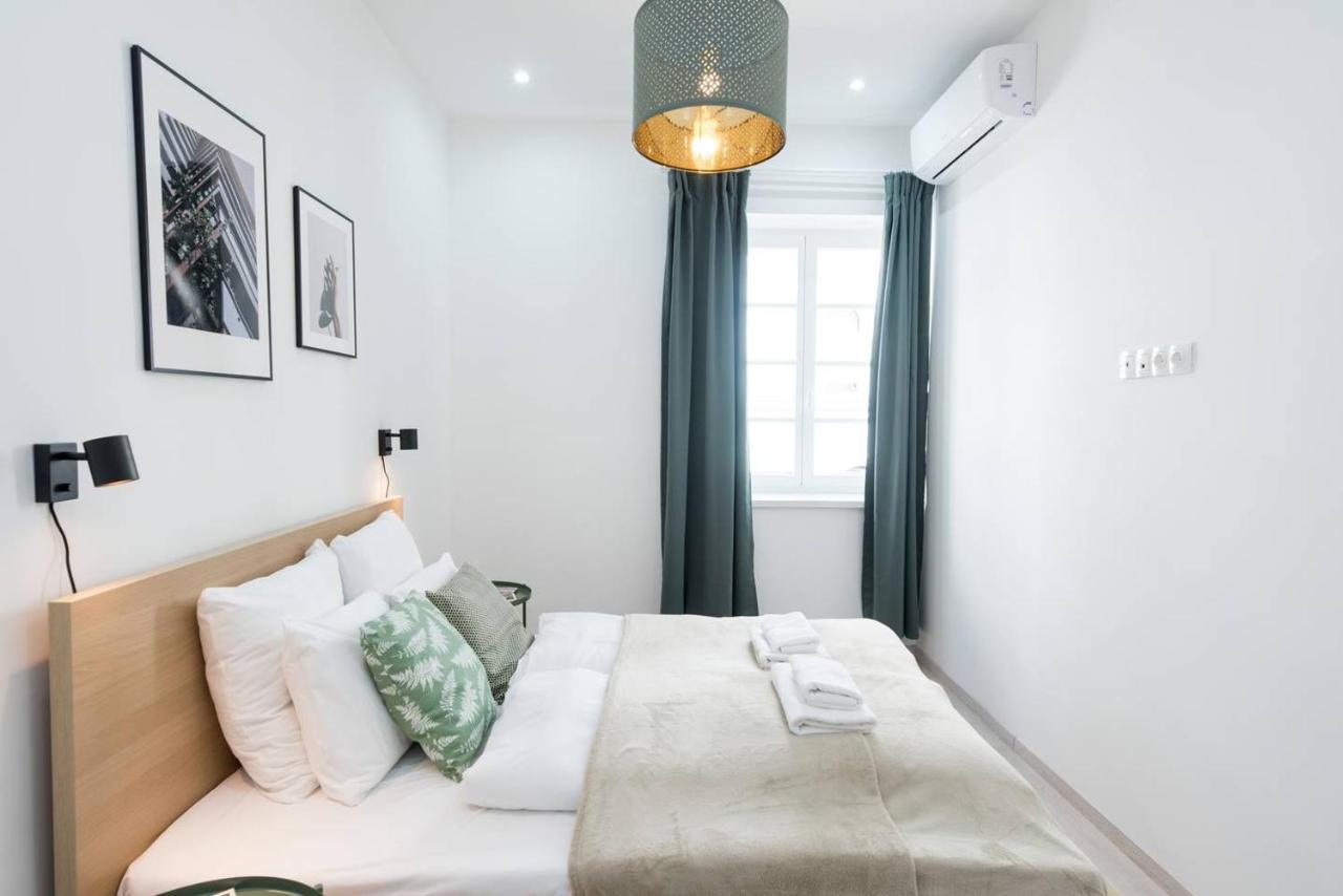 Trendy Central Apartment At Castle Budapeste Exterior foto