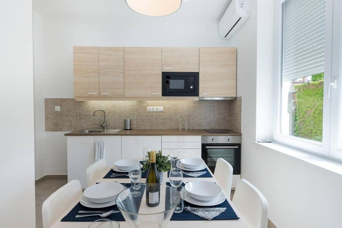 Trendy Central Apartment At Castle Budapeste Exterior foto