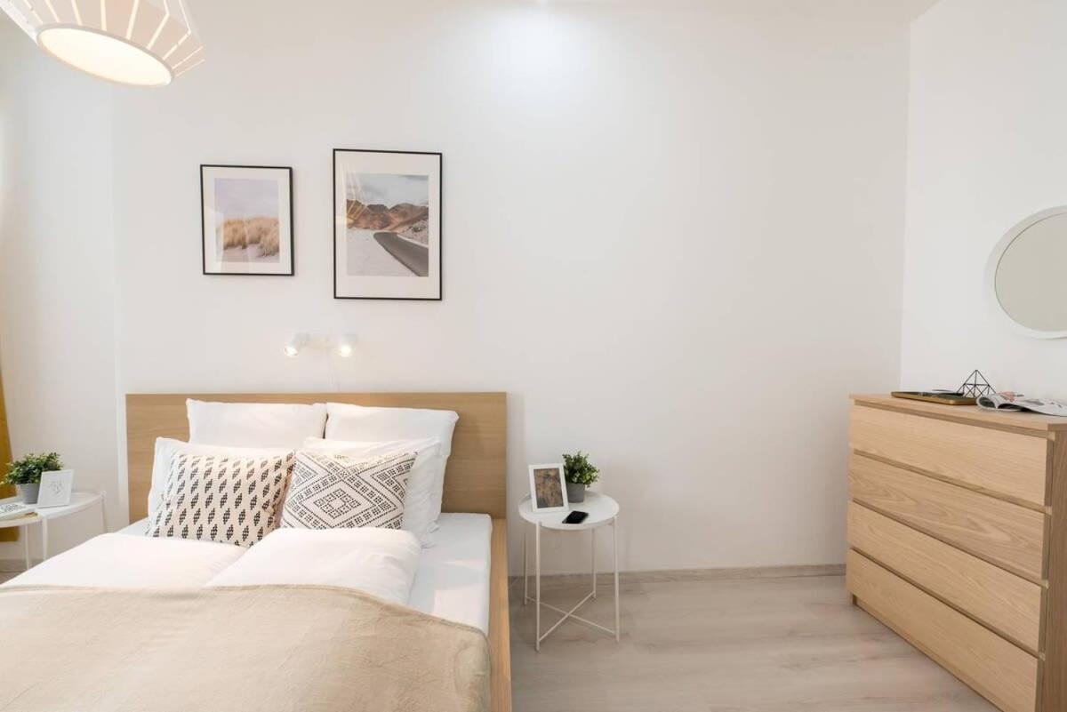 Trendy Central Apartment At Castle Budapeste Exterior foto