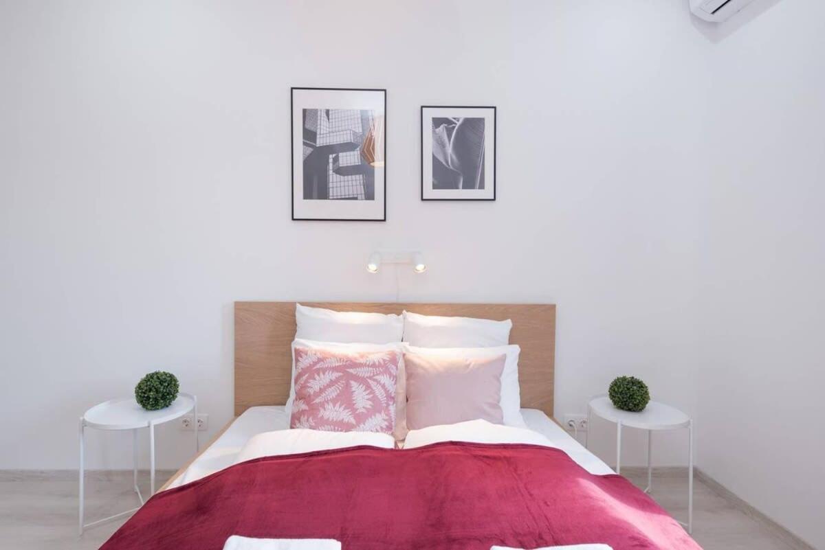 Trendy Central Apartment At Castle Budapeste Exterior foto