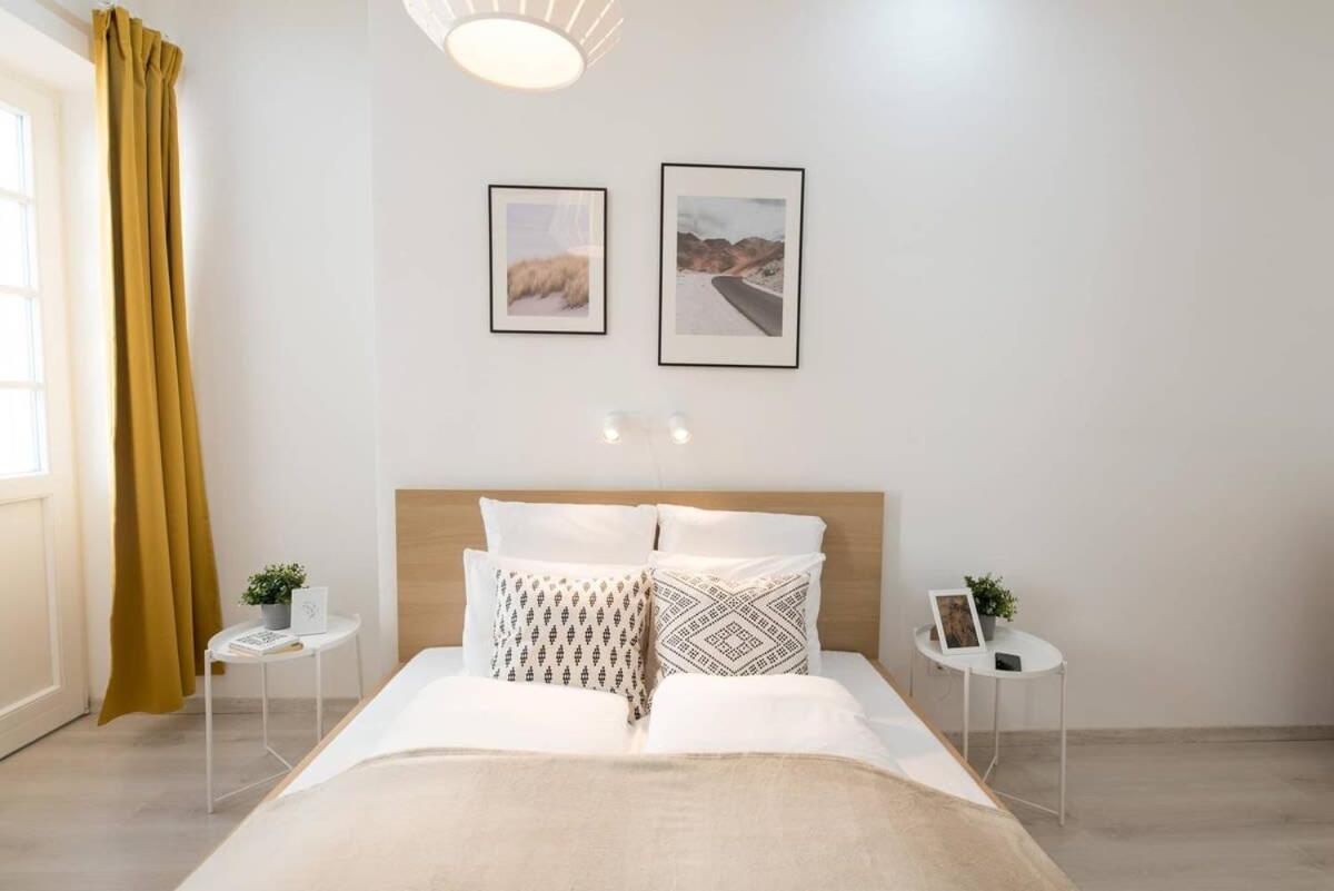 Trendy Central Apartment At Castle Budapeste Exterior foto