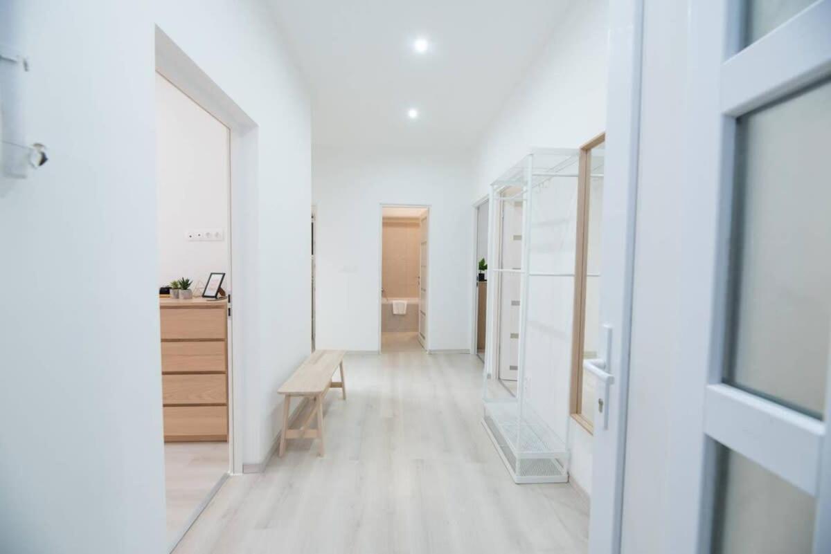 Trendy Central Apartment At Castle Budapeste Exterior foto